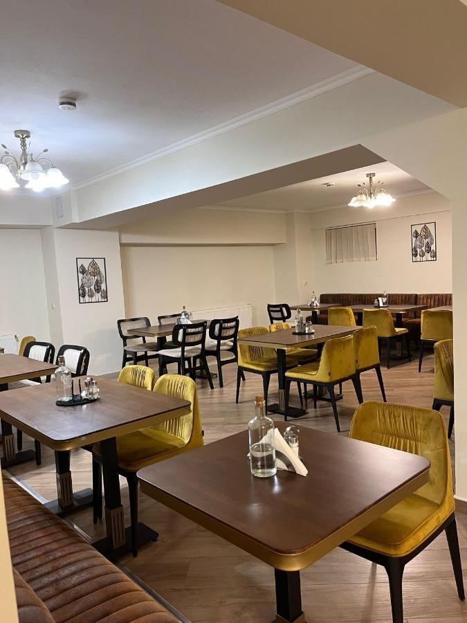 Camere De Inchiriat Elisei Temeşvar Dış mekan fotoğraf